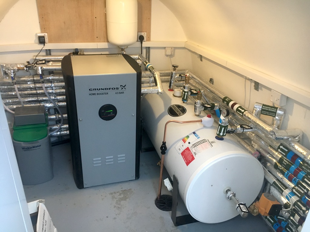 MPE Plumbing Heating GAS - W2 Plantroom Installation