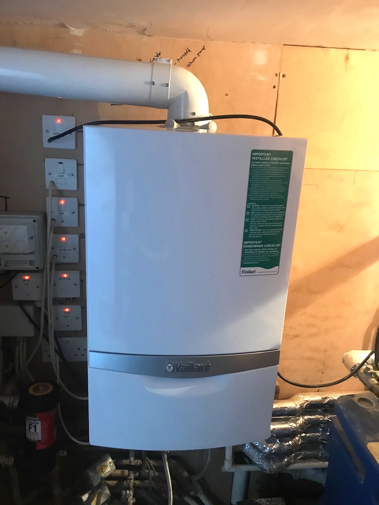 MPE Plumbing Heating Gas - Vaillant Boiler Installation